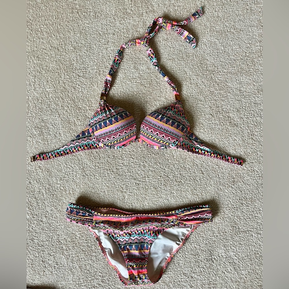 Victoria’s Secret Underwire Bikini - 34A top, M bottom
